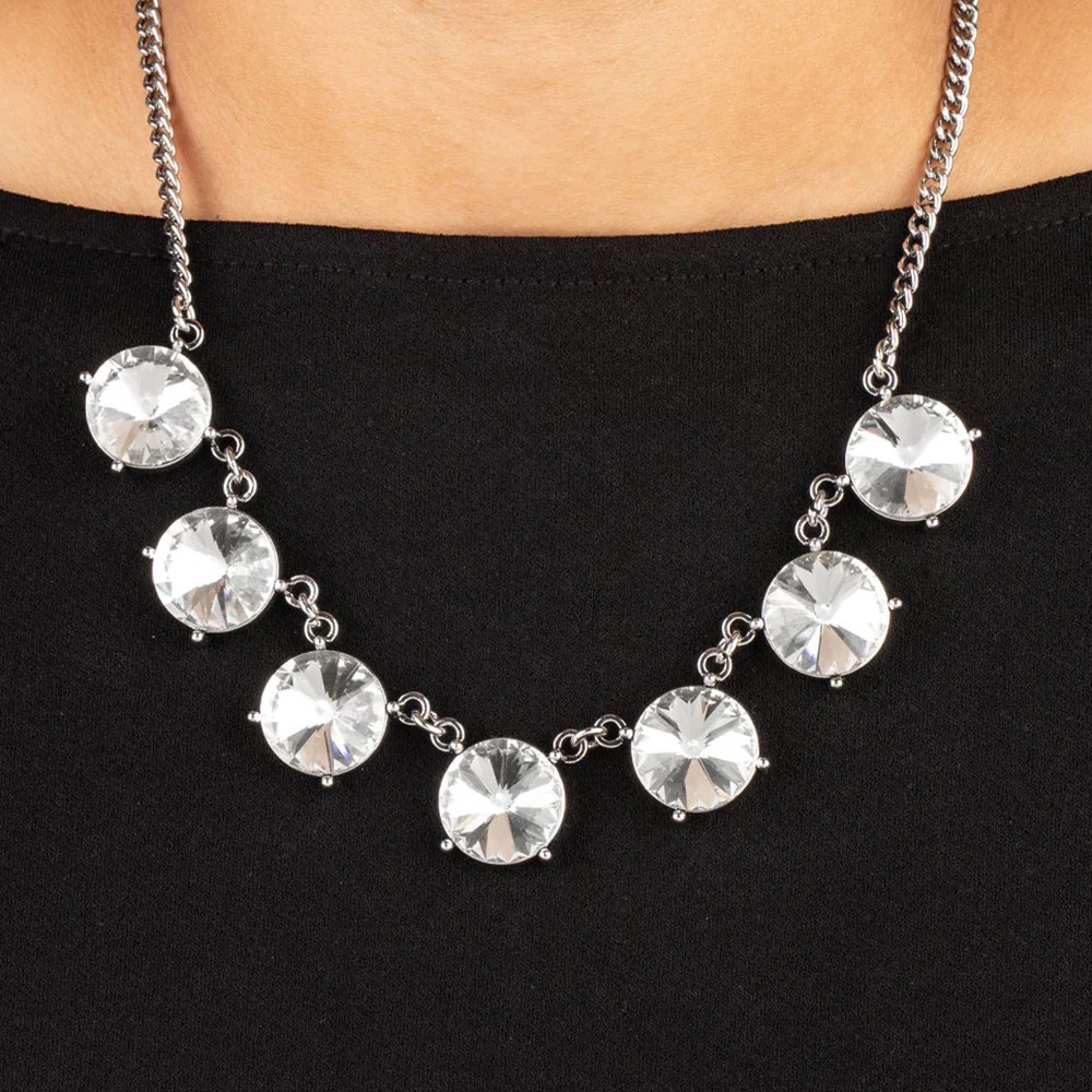 Paparazzi 2 lot of necklaces BRAND NEW